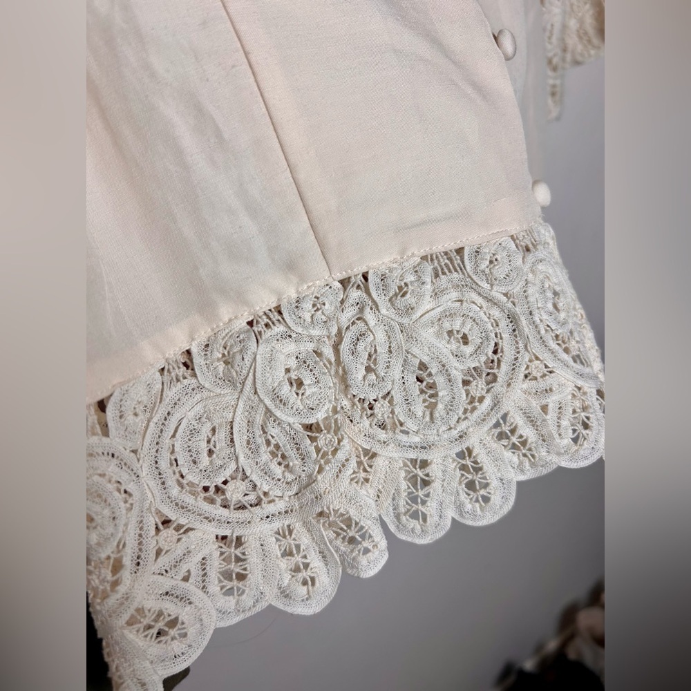 Vintage Silk/Linen Blend Button Down Cottagecore Blouse with Lace Trim Sz L - Picture 8 of 9